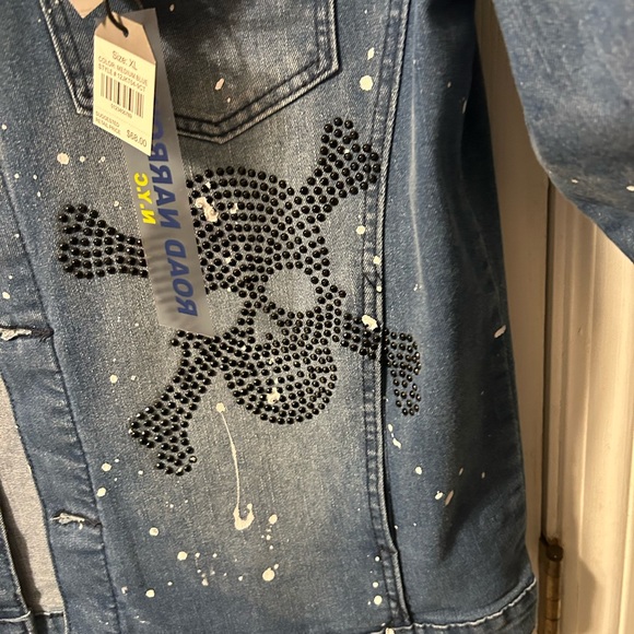 Road Narrows NYC Ripped Patched Distressed Stretch Denim Jacket New!! - Picture 5 of 5